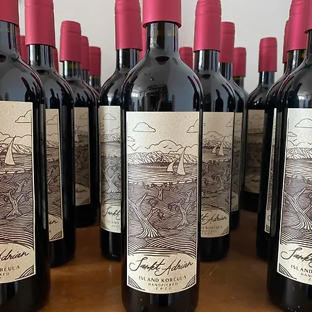 My Mediterranean With Huge Garden And Own Parking *