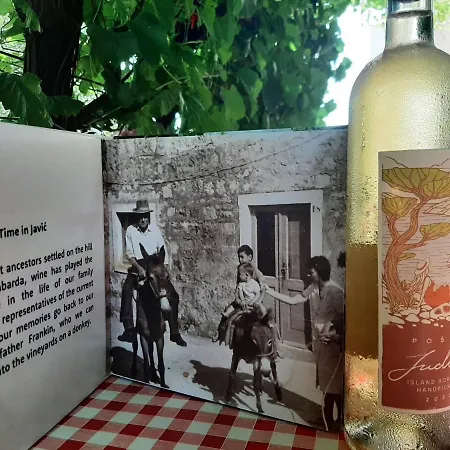 My Mediterranean With Huge Garden And Own Parking Willa *