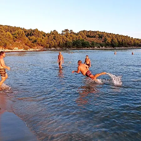 Willa My Mediterranean With Huge Garden And Own Parking Lumbarda