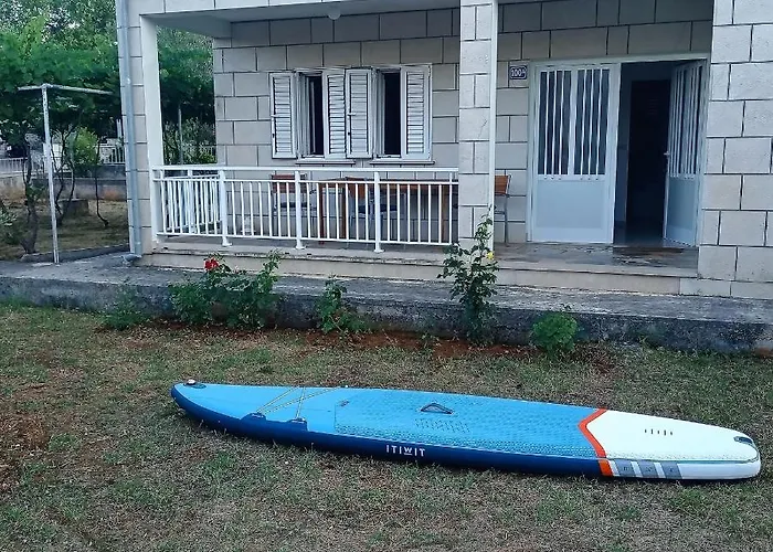 Villa My Mediterranean With Huge Garden And Own Parking Lumbarda